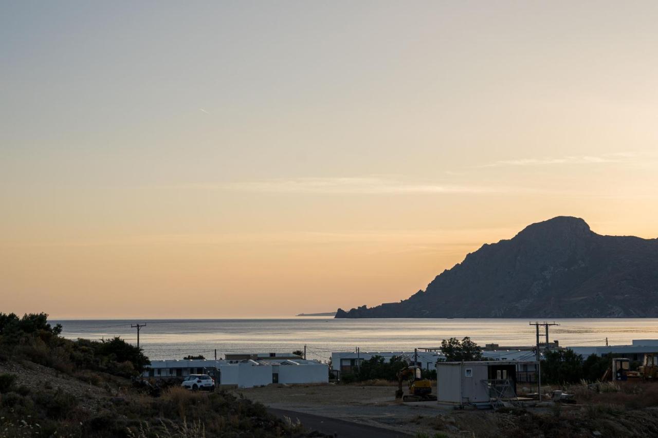 Corallia Villas Near The Beach بلاكاس المظهر الخارجي الصورة