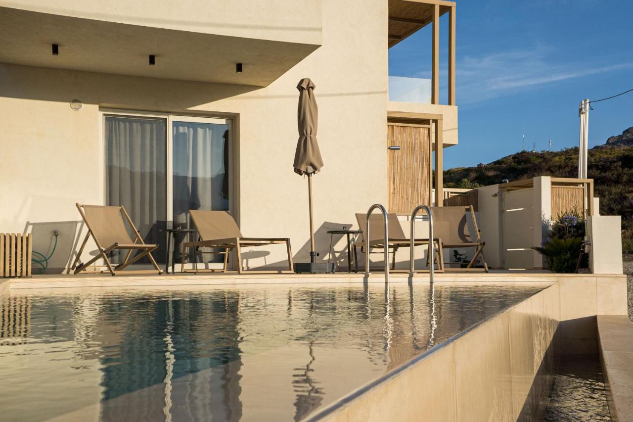 Corallia Villas Near The Beach بلاكاس المظهر الخارجي الصورة