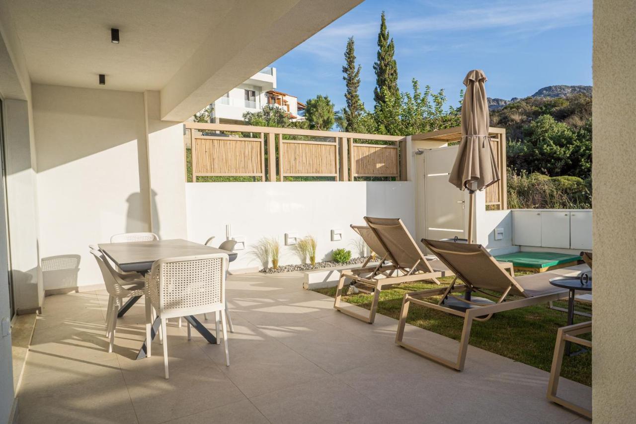Corallia Villas Near The Beach بلاكاس المظهر الخارجي الصورة