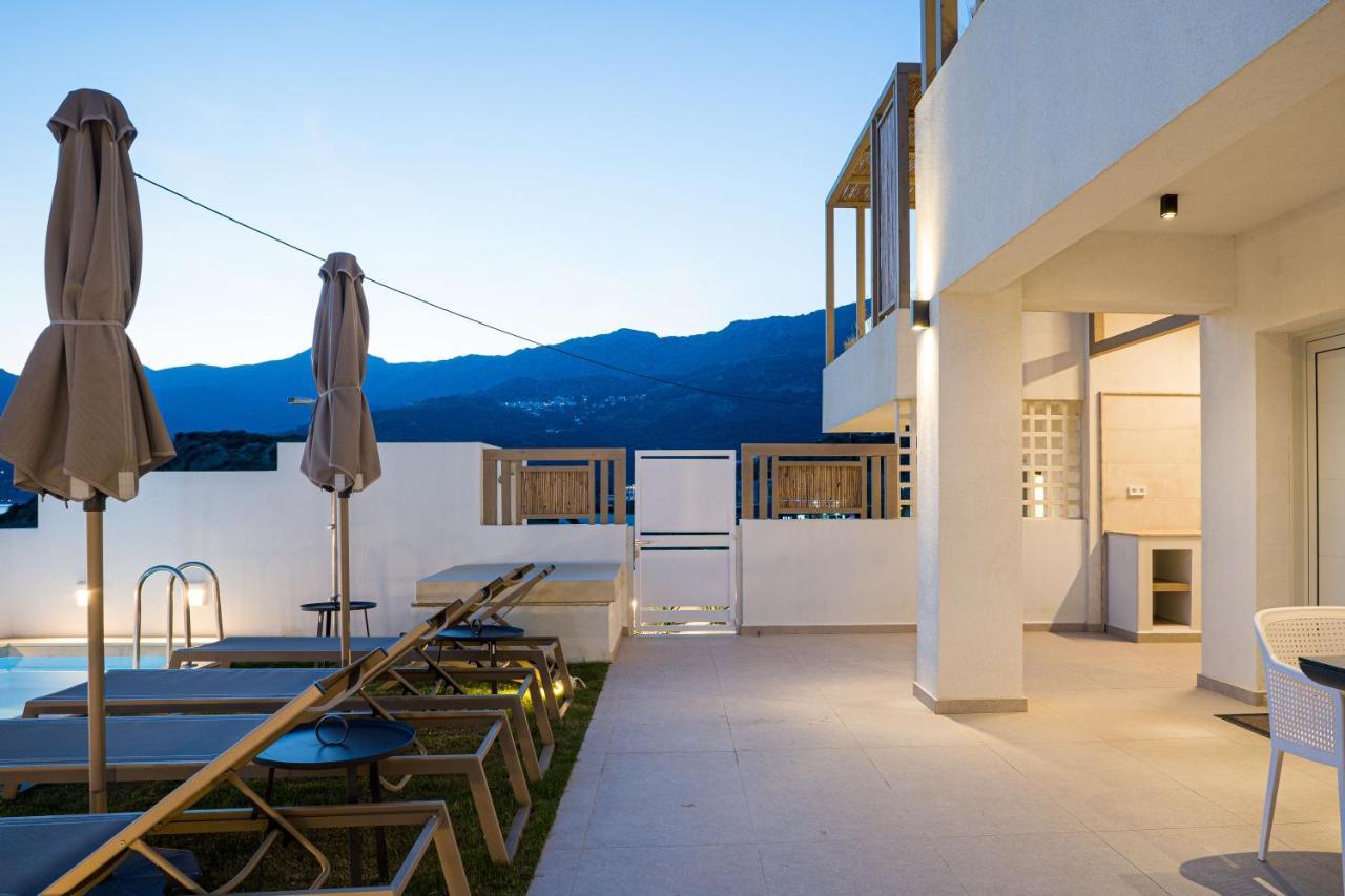 Corallia Villas Near The Beach بلاكاس المظهر الخارجي الصورة